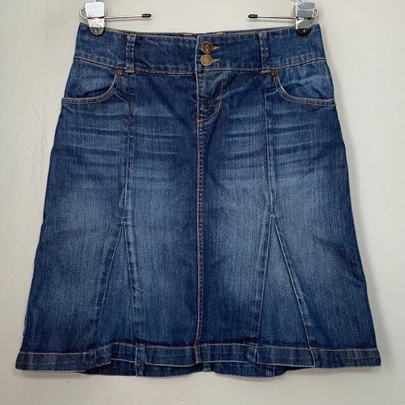 Maurices Dresses & Skirts - Maurices Size 5 6 Blue Jean Dark Denim Short A-line Flared Skirt Y2K Flirty Boho